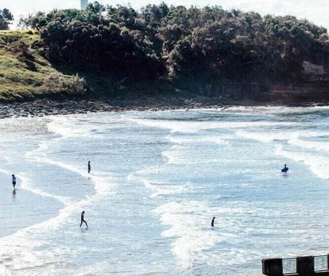 בית מלון כפרי The Surf Yamba