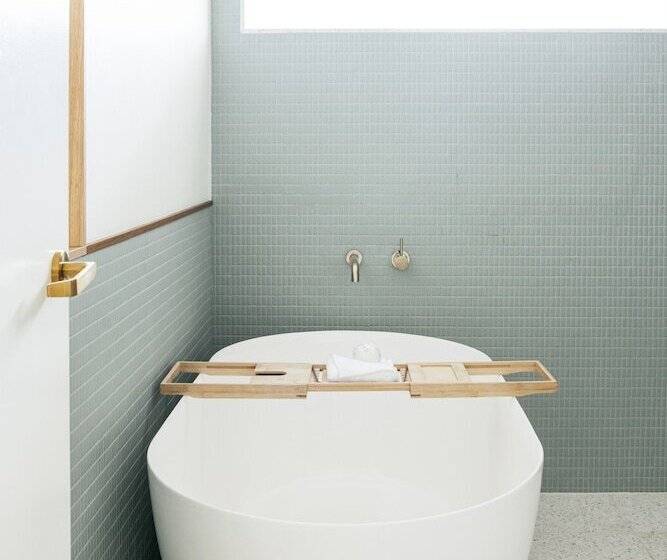 בית מלון כפרי The Surf Yamba