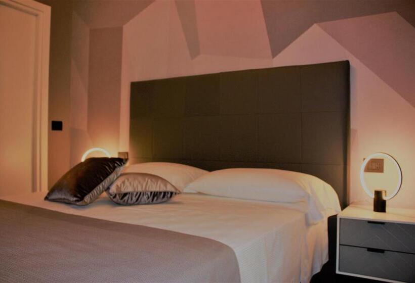 Отель The Time  Home &