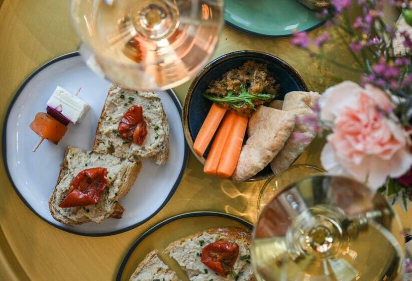 Okko Hotels Nice Aéroport