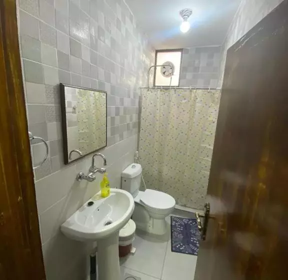 Omar Apartment