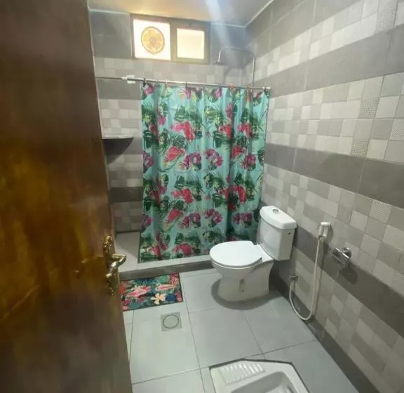 Omar Apartment