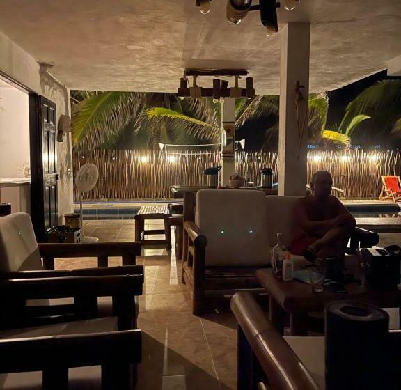 پانسیون älanacasadeplaya