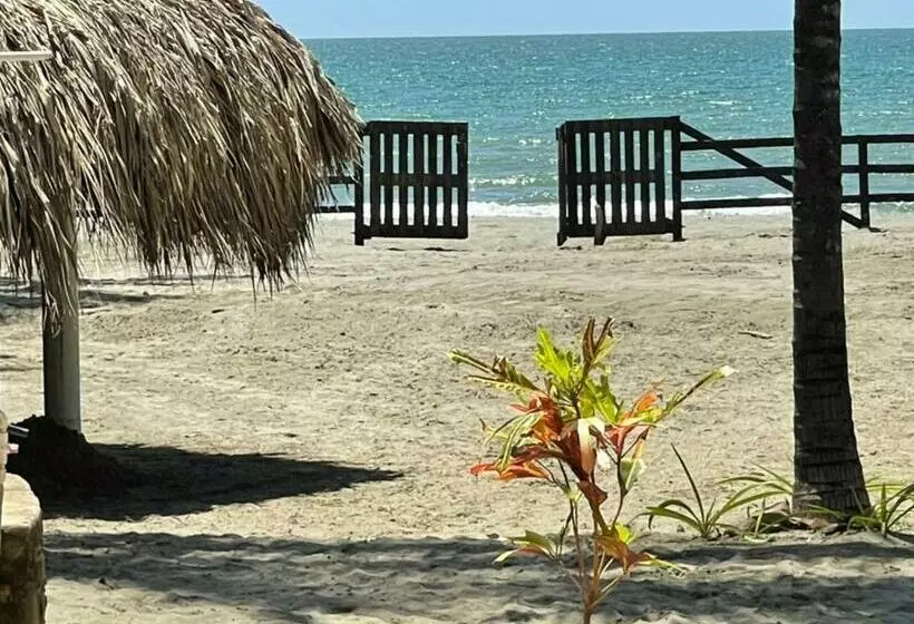 Majatalo älanacasadeplaya