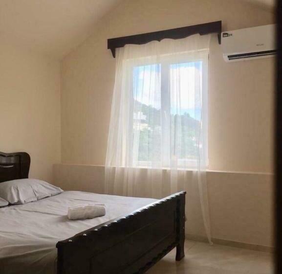 پانسیون Kvariati Rooms And Apartments Orange Complex