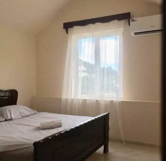 پانسیون Kvariati Rooms And Apartments Orange Complex