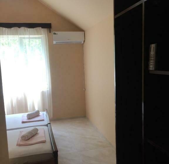 پانسیون Kvariati Rooms And Apartments Orange Complex