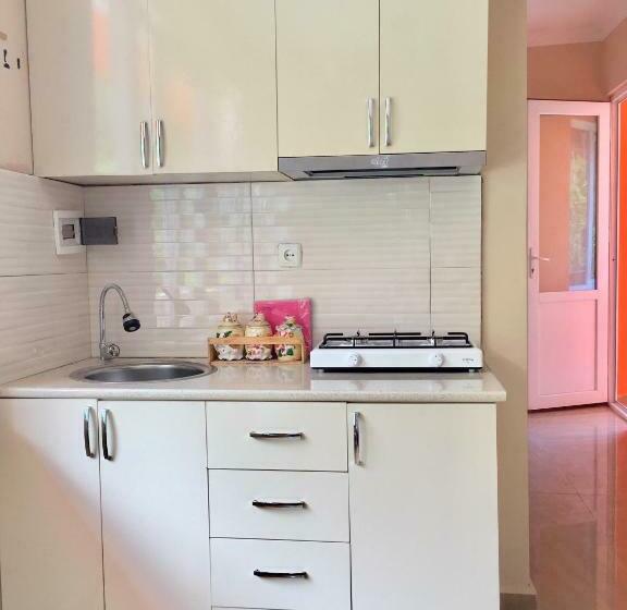 پانسیون Kvariati Rooms And Apartments Orange Complex