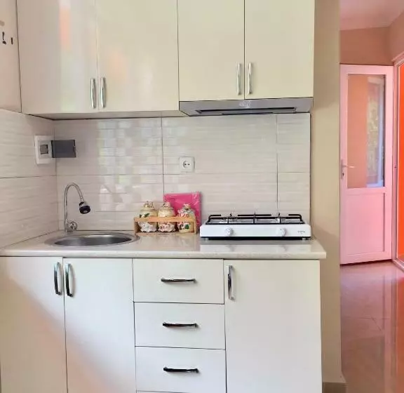 پانسیون Kvariati Rooms And Apartments Orange Complex