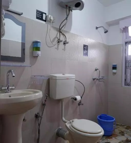 Tag Along 2 0 Hostel Gangtok