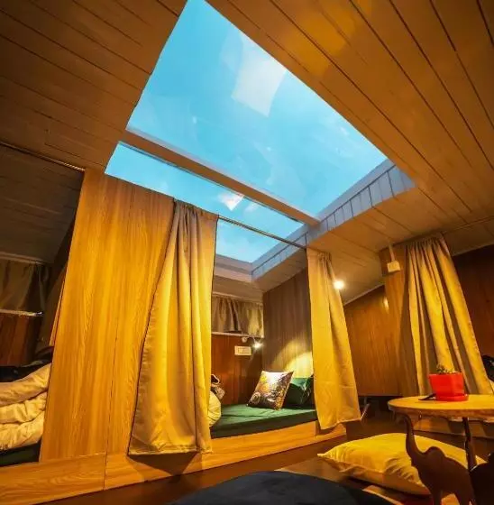Tag Along 2 0 Hostel Gangtok