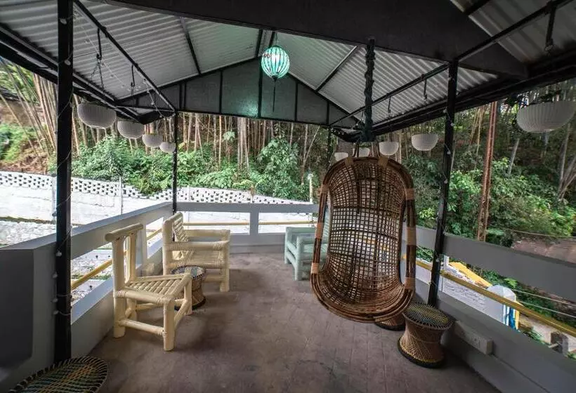 Tag Along 2 0 Hostel Gangtok