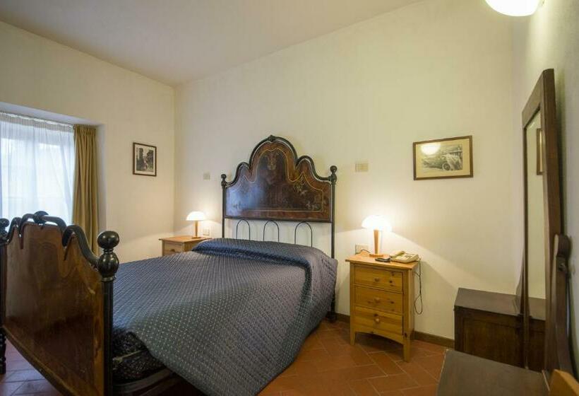 Hotelli Villa Morelli Dimora Storica Albergo Diffuso Senza Stelle