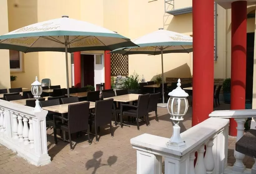 Apartment Hotel Kral Business Hotel & Serviced Apartments