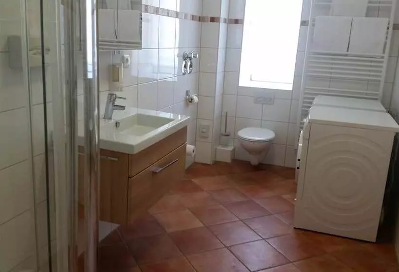 Apartment Hotel Kral Business Hotel & Serviced Apartments