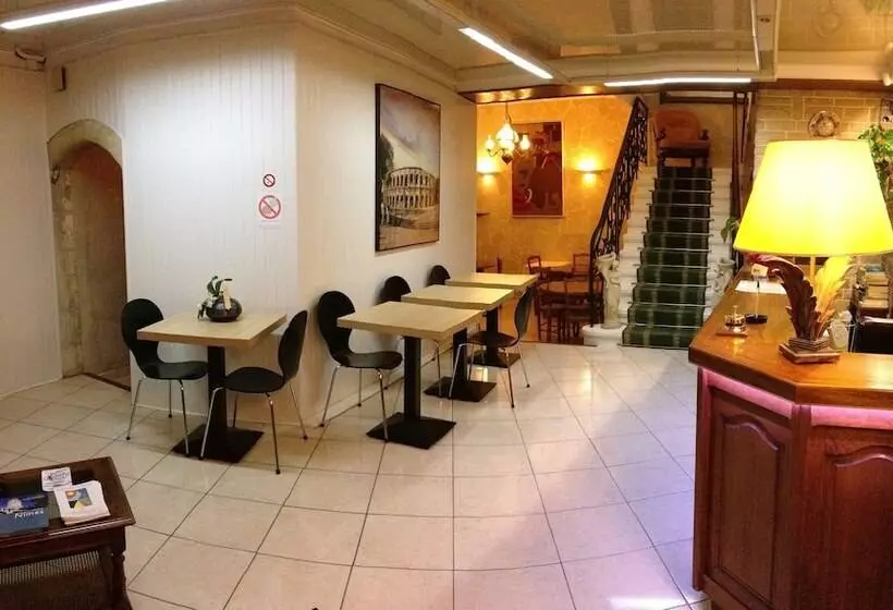 ホテル Acanthe Du Temple