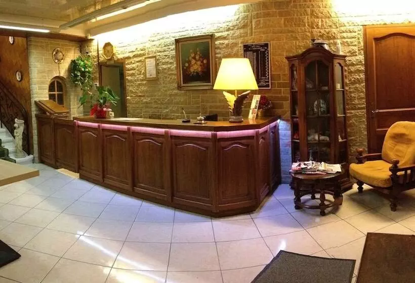 ホテル Acanthe Du Temple