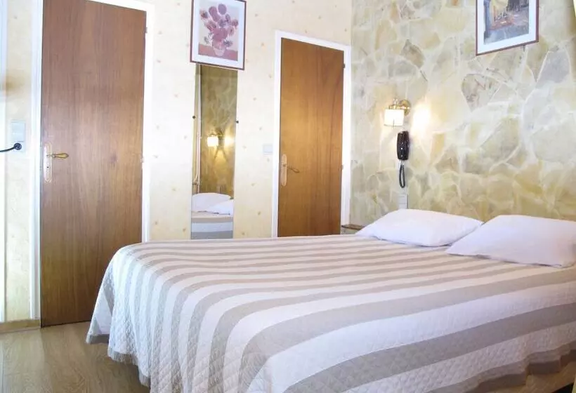 ホテル Acanthe Du Temple