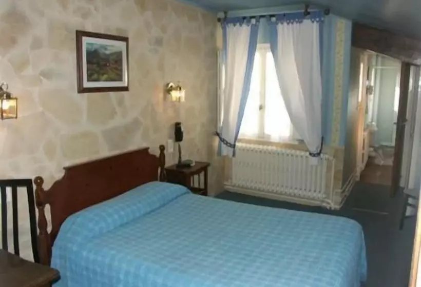 ホテル Acanthe Du Temple