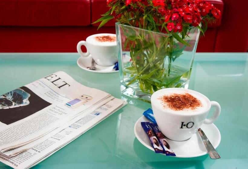 Отель Aquamarin