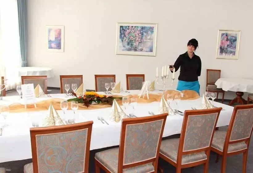 בית מלון כפרי Ascania