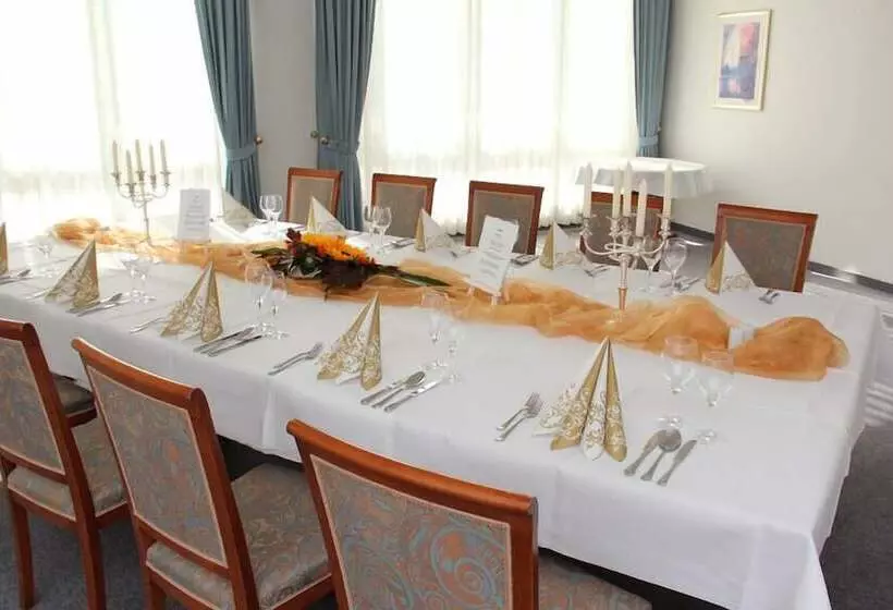 בית מלון כפרי Ascania