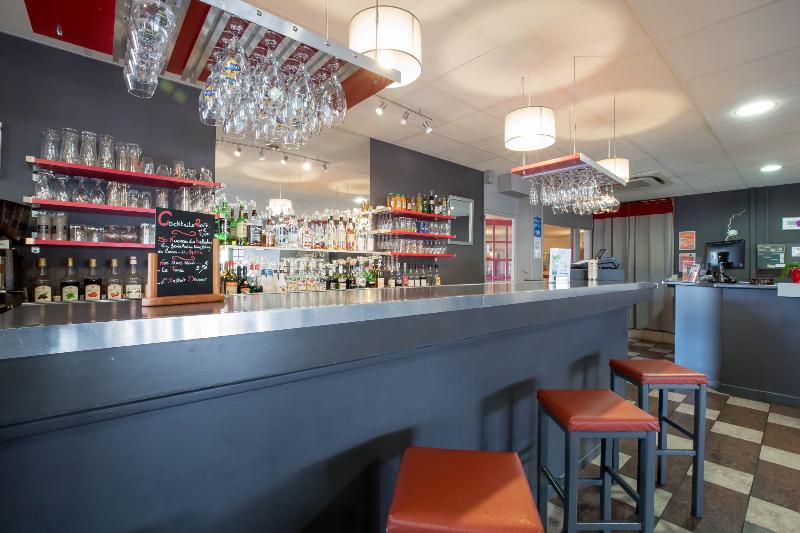 Hotel Authentic By Balladins Dijon / Marsannaylacote