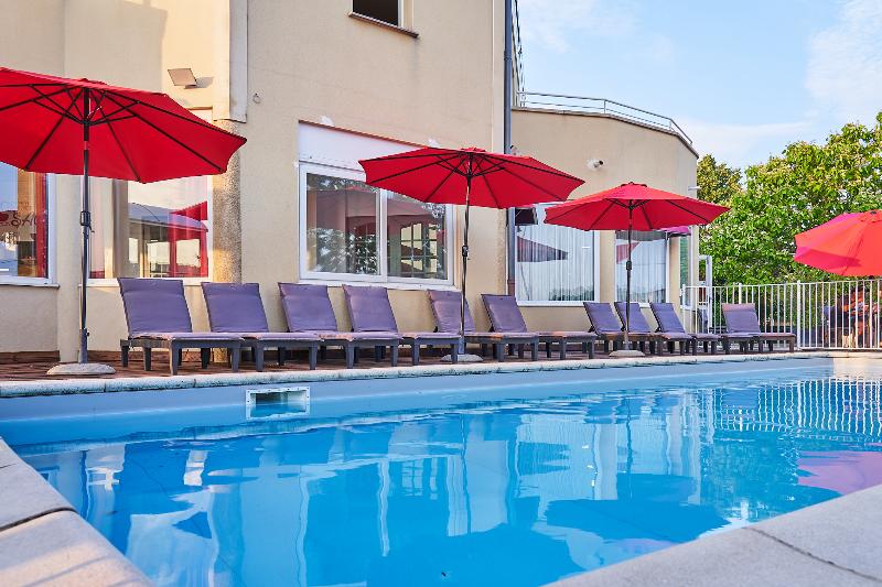 Hotel Authentic By Balladins Dijon / Marsannaylacote