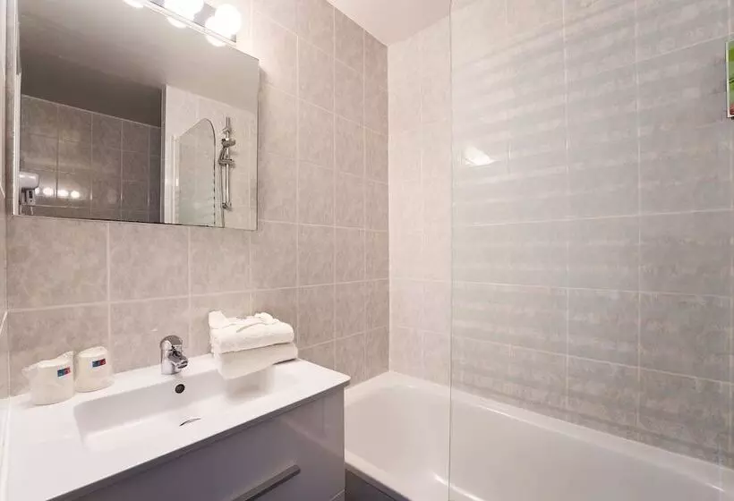 酒店 Authentic By Balladins Dijon / Marsannaylacote