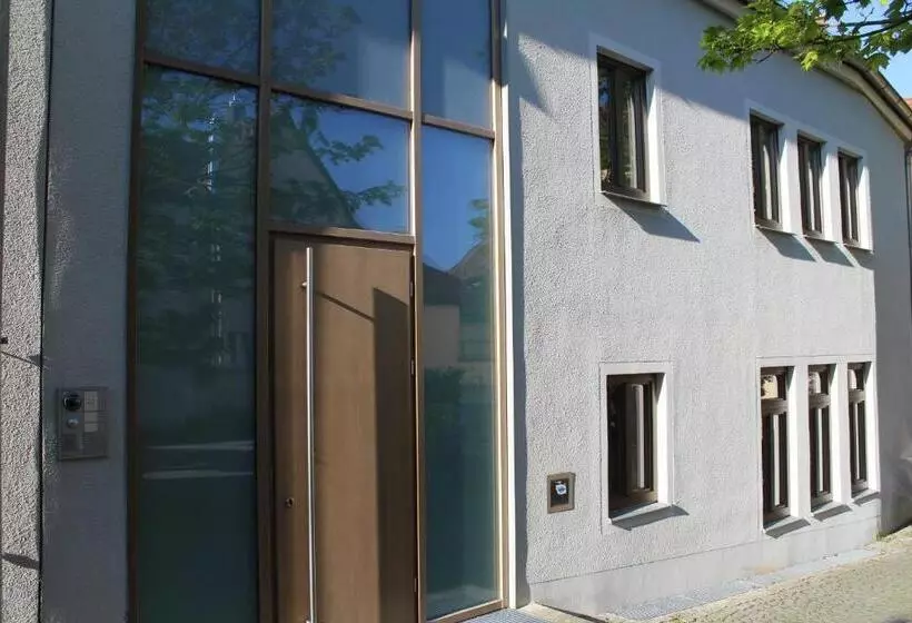 Отель Blauer Wolf