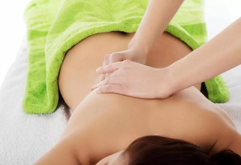 Отель Blauer Wolf