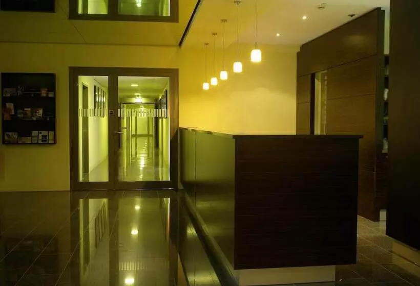 Central Regensburg Citycentre, Sure Hotel Collection By Best Western