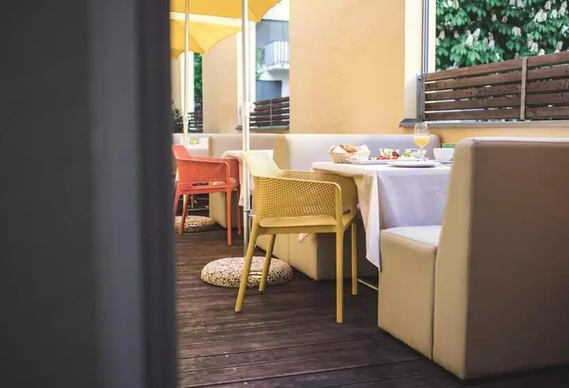 Central Regensburg Citycentre, Sure Hotel Collection By Best Western