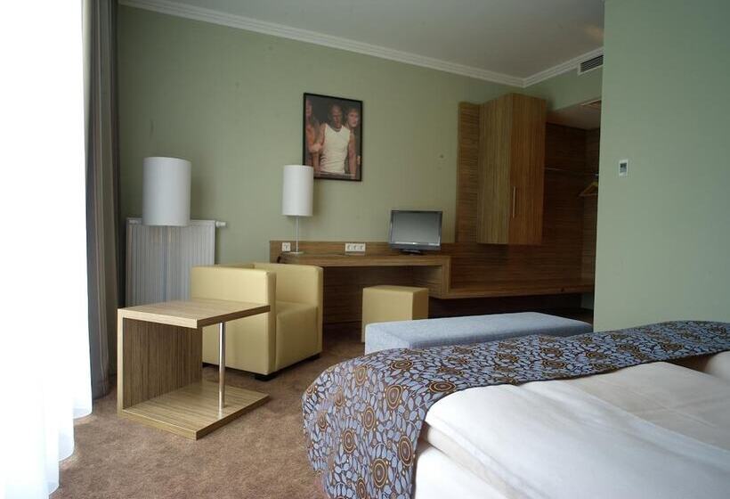 Central Regensburg Citycentre, Sure Hotel Collection By Best Western