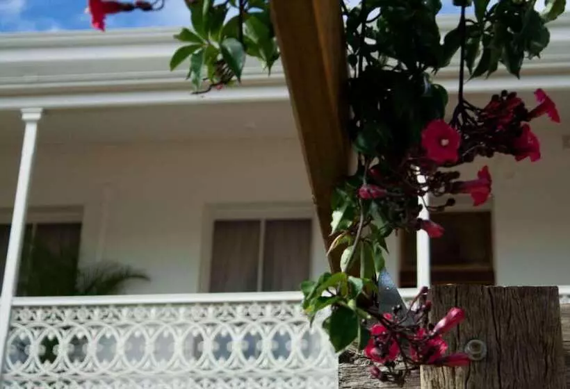 Отель Denison Boutique