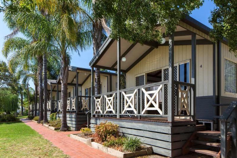 ホテル Discovery Parks Lake Hume, Victoria