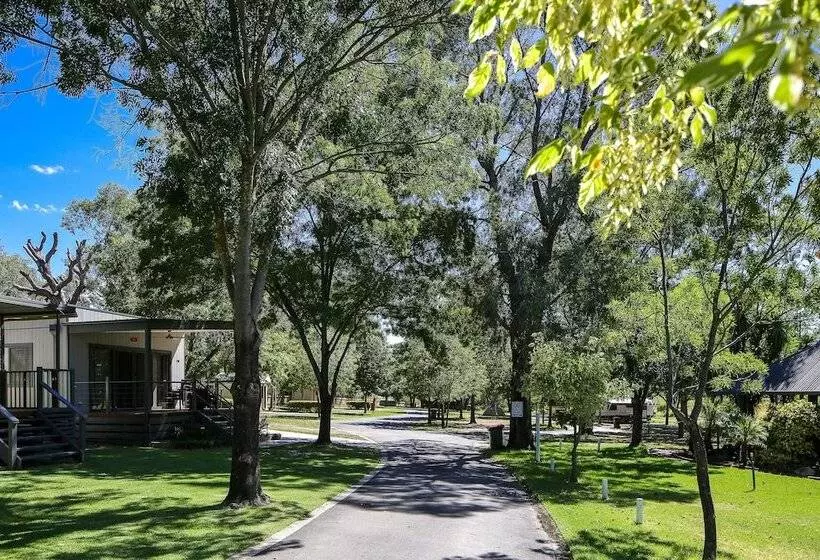 Отель Discovery Parks  Lake Hume, Victoria