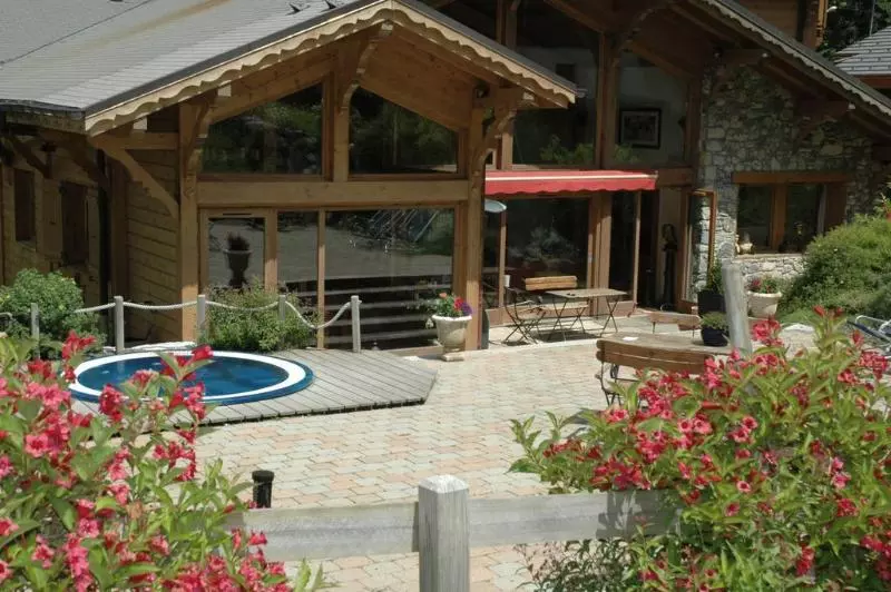 هتل Et Chalet Au Coin Du Feu Chilly Powder