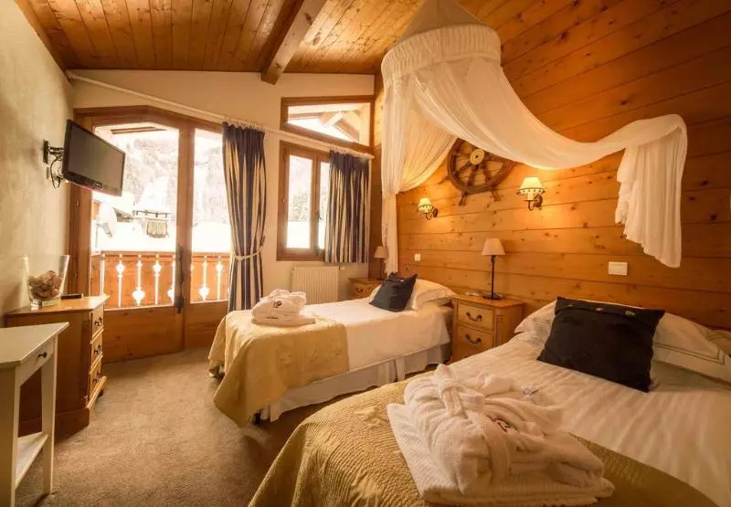 هتل Et Chalet Au Coin Du Feu Chilly Powder