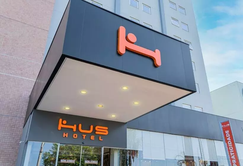Hus Hotel Dourados