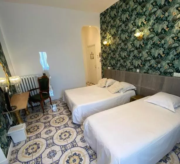 Отель Interlaken