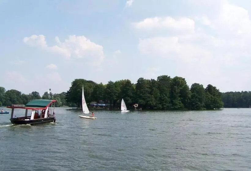 Отель Landhaus Kyritz