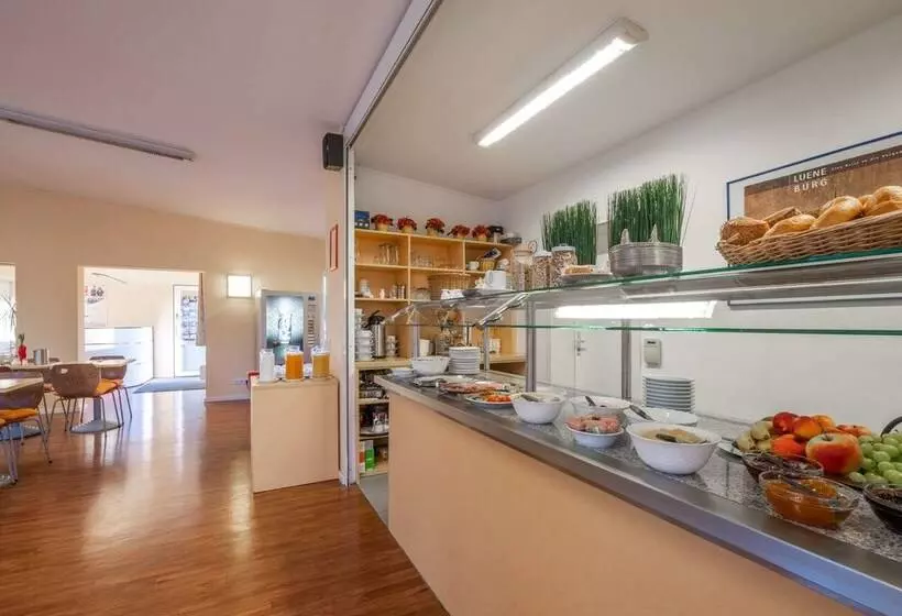 בית מלון כפרי Lüneburg Süd