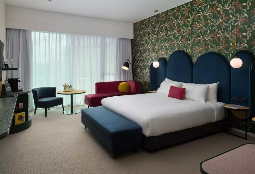 Отель Ovolo The Valley Brisbane