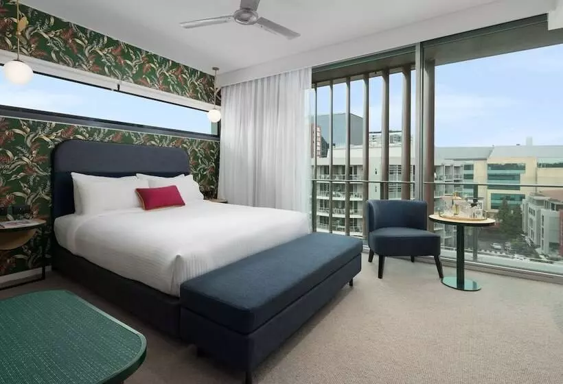 Отель Ovolo The Valley Brisbane