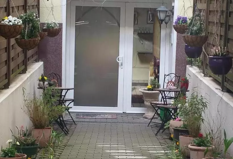 Hotelli Pension Tempelhof