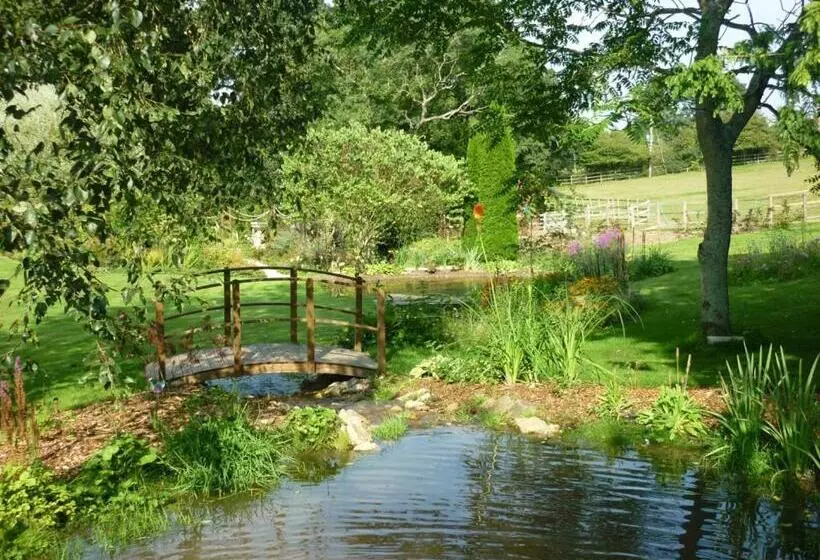 בית מלון כפרי Rookwood Farmhouse B&b