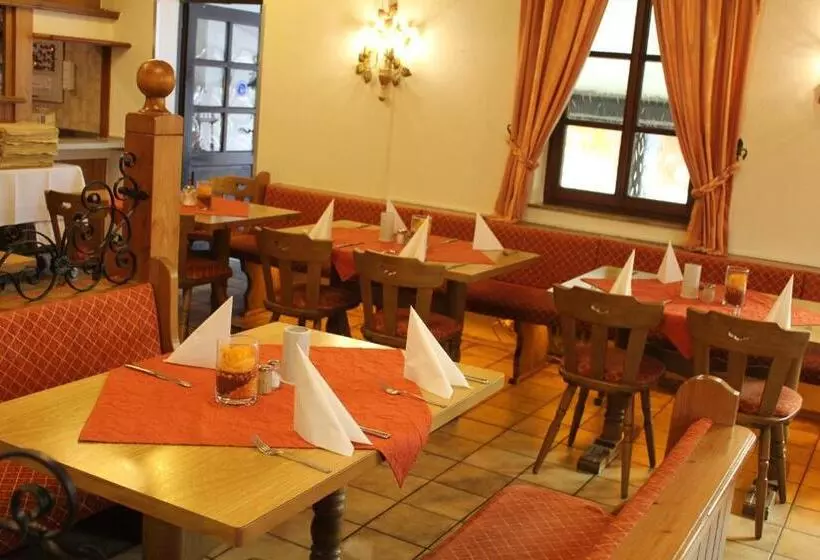 Отель Seltenbacher Hof