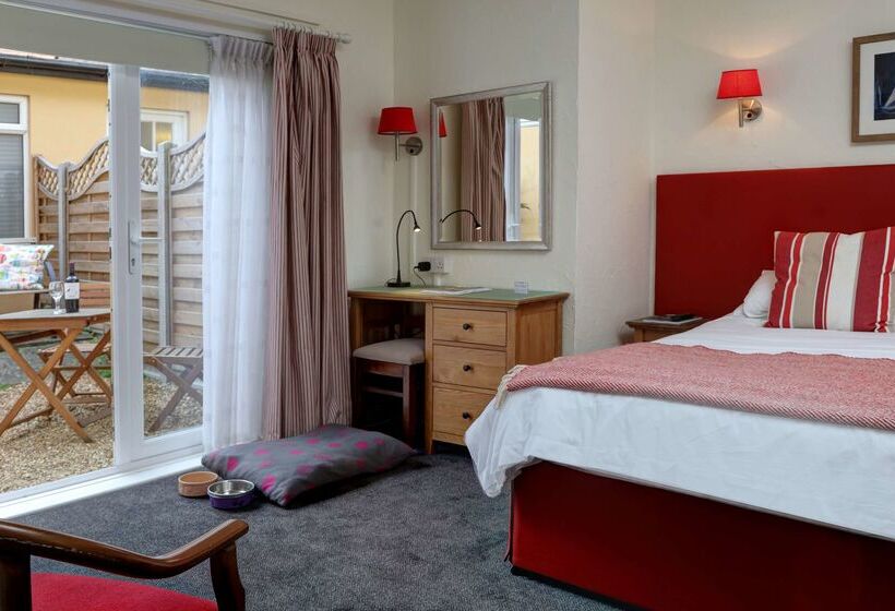 The Beachcroft Hotel, Bw Signature Collection