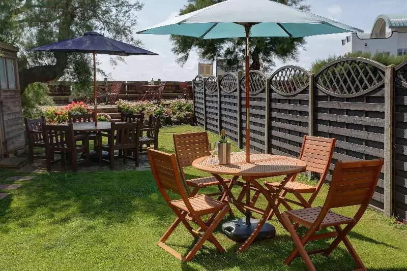 The Beachcroft Hotel, Bw Signature Collection